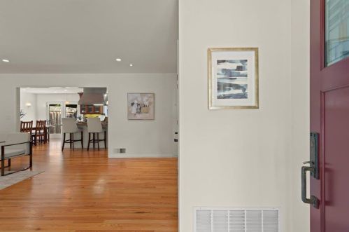 831 Chesterton Ave, Redwood City, CA 94061-1203