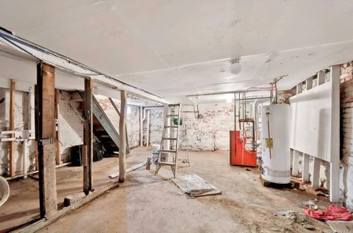 140 13 Ave, Mount Vernon NY  10550-2818 exterior