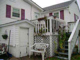 1017 Anderson Ave, Boothwyn, PA 19061-5233