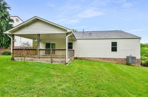 109 Markwood Dr, Canonsburg, PA 15317-8531