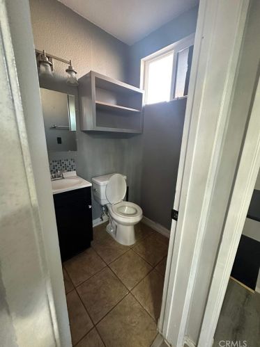 8268 Garfield St, Riverside CA  92504-3008 exterior