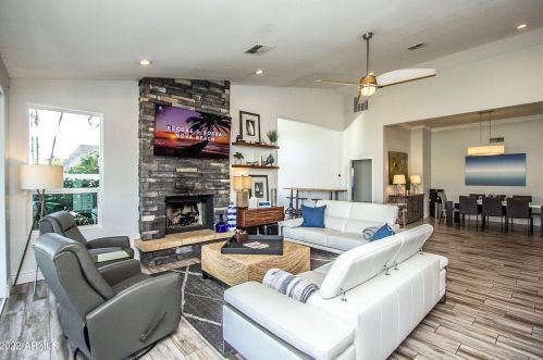 1820 Monarch Bay Dr, Gilbert AZ 85234-2713 exterior