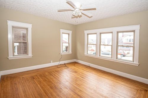 542 Blair Ave, Cincinnati OH  45229-3124 exterior