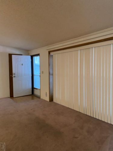 2144 Hellbeck Dr, Pueblo, CO 81005-2853