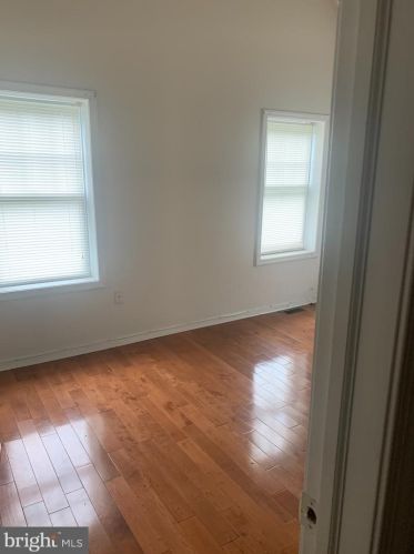 3120 Sumter Rd, Camden, NJ 08104-2738