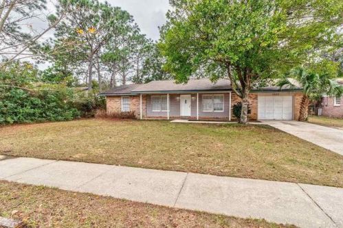 7925 Le Jeune Dr, Pensacola, FL 32514-6534