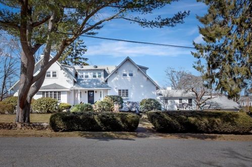 1 Whitman Rd, Swampscott, MA 01907-2334
