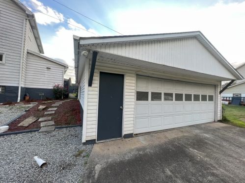 101 German St, West Newton PA  15089-1211 exterior