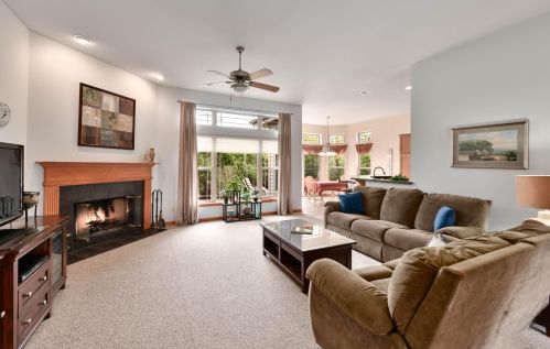 1730 Hunter Rd, Waukesha WI  53189-8233 exterior