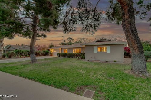 8836 17 Ave, Phoenix AZ 85027-5304 exterior