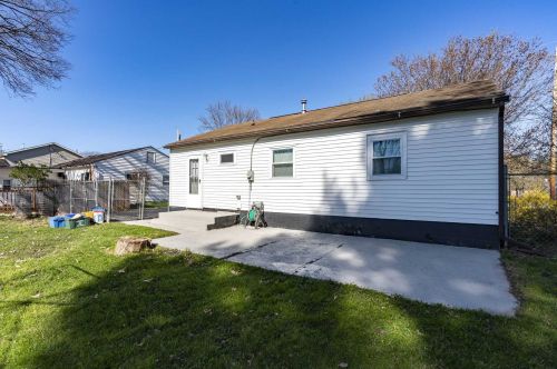 13 Peter Cooper Dr, Poughkeepsie NY  12601-1515 exterior