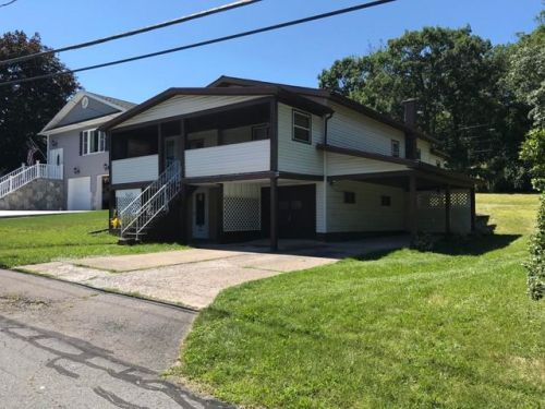 359 Irving St, Olyphant, PA 18447-2305