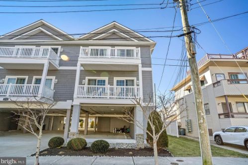 210 Madison Ave, Atlantic City, NJ 08401-5548