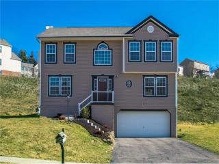 1305 Sandstone Dr, Mc Donald, PA 15057-2563