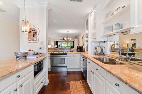 1151 Violet Ter, Delray Beach, FL 33445-6117