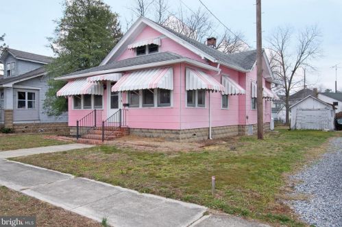 204 Harrington Ave, Harrington, DE 19952-1118