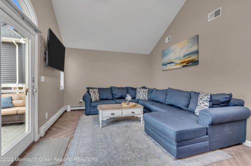 232 Harbor Dr, Lavallette NJ  08735-1434 exterior