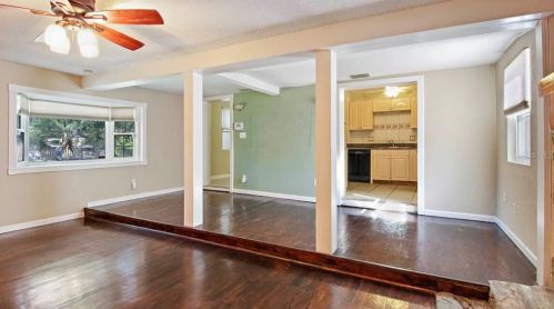 6026 17 Ave, Saint Petersburg FL  33707-3203 exterior