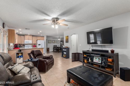 4415 Dailey St, Glendale AZ 85306-4022 exterior