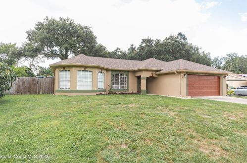 5855 Granite Ln, Cocoa FL  32927-8824 exterior