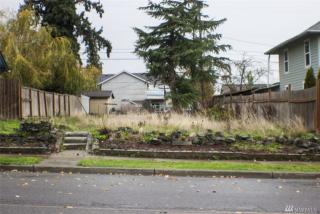 1643 32nd St, Tacoma, WA 98404-4916