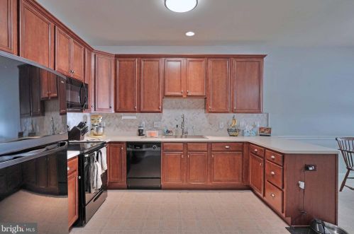 196 Maple Ct, Alburtis PA  18011-9592 exterior