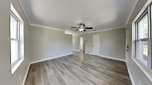 6234 4th Ave, Saint Petersburg, FL 33710-7829