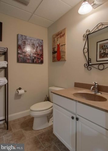 4205 Prosperous Dr, Harrisburg PA  17112-6038 exterior