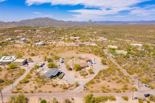 45444 20th St, Phoenix AZ 85087-7526 exterior