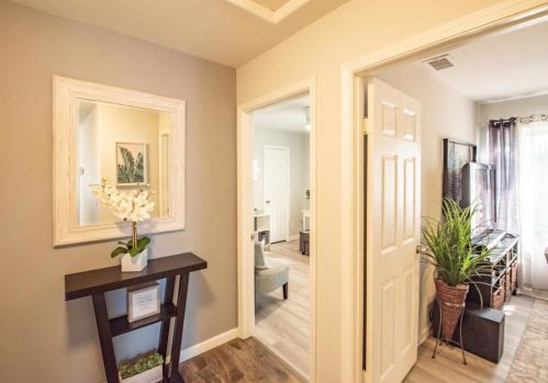 1031 Gale St, Escondido CA  92027-1230 exterior