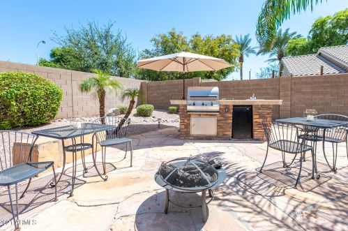 2931 Tumbleweed Ln, Chandler AZ  85286-4493 exterior