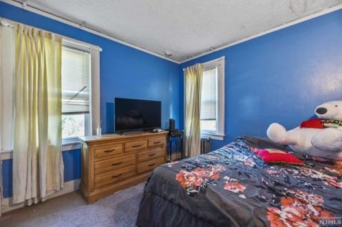25 Westcott St, East Orange NJ  07017-3209 exterior