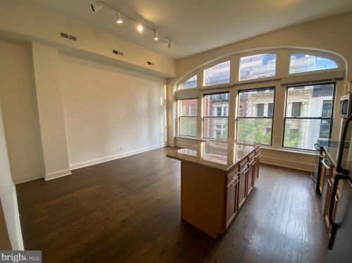 1733 Chestnut St, Philadelphia, PA 19103-5120
