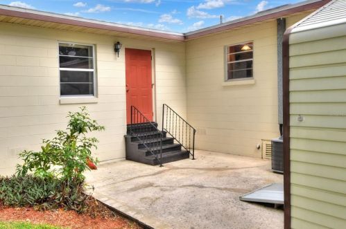 519 Flamingo Dr, Lakeland FL  33803-4825 exterior