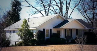 618 10th St, Opelika, AL 36801-4030