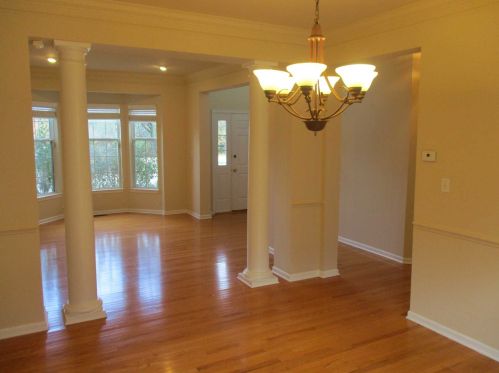220 Roosevelt Dr, Fishkill NY  12524-4908 exterior