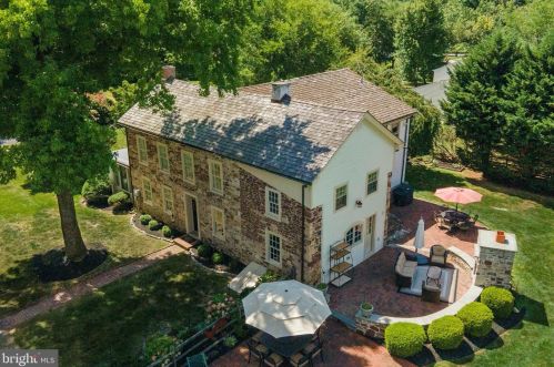 737 Hoover Rd, Blue Bell PA  19422-2015 exterior