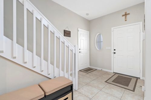 1828 77th Dr, Vero Beach FL  32966-6679 exterior