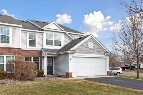 5149 149th St, Lino Lakes, MN 55038-8519