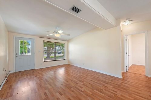2023 Harbor Ln, Naples, FL 34104-4217