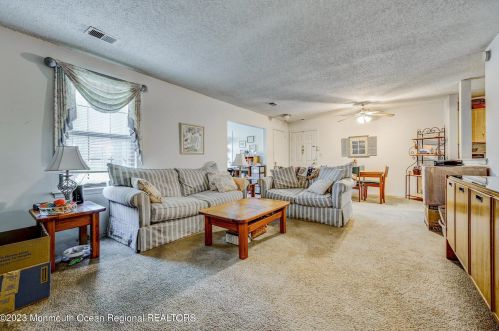 16 Sacramento Ct, East Freehold, NJ 07728-3626