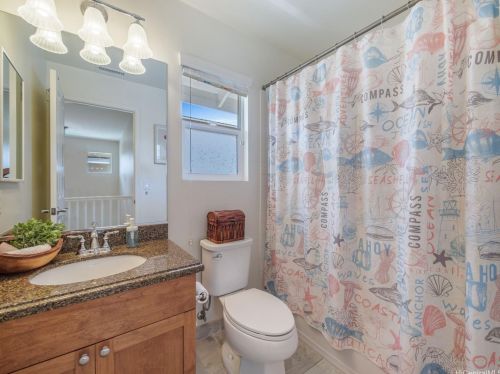 91-1262 Kaileolea Dr, Ewa Beach HI  96706-5033 exterior