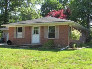 6168 Dixon Ave, Toledo, OH 43613-1206