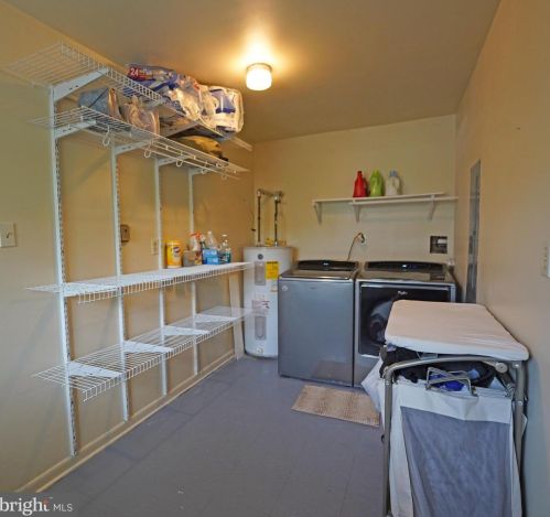 409 Belvedere Dr, Charles Town WV  25414-1267 exterior