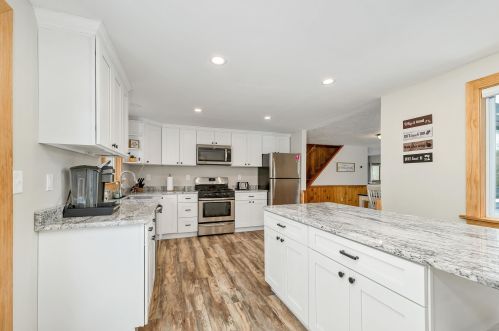 12 Grachen Dr, Madison NH  03849-5646 exterior