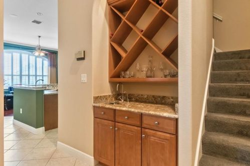 4916 Keeneland Cir, Orlando FL  32819-3141 exterior