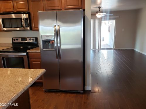 7240 Oak St, Scottsdale AZ  85257-1445 exterior