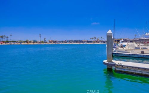 24 Bolivar St, Newport Beach CA  92663-4420 exterior