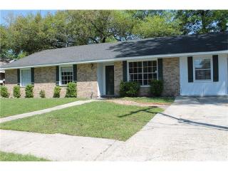 1048 Michigan Ave, Slidell LA  70458-2928 exterior