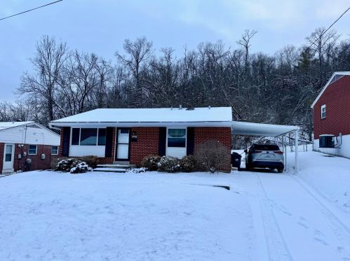 176 Valley View Dr, Newport, KY 41071-3017
